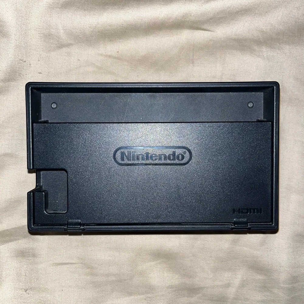 NINTENDO SWITCH & DOCK ONLY
